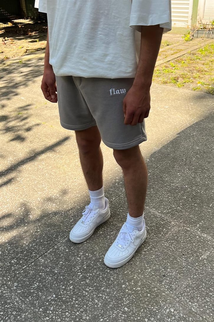 Flaw Atelier Nakışlı Buz Gri Outfit Şort