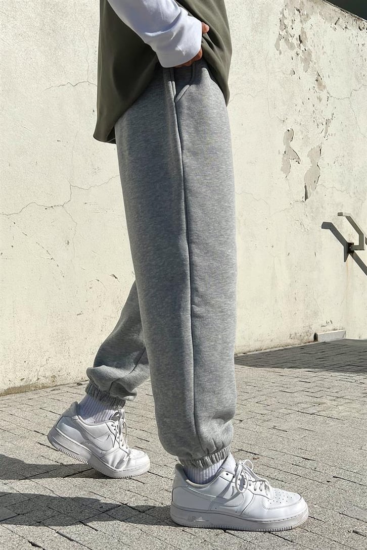 Flaw Atelier Nakışlı Gri İçi Pamuklu Jogger Eşofman Altı