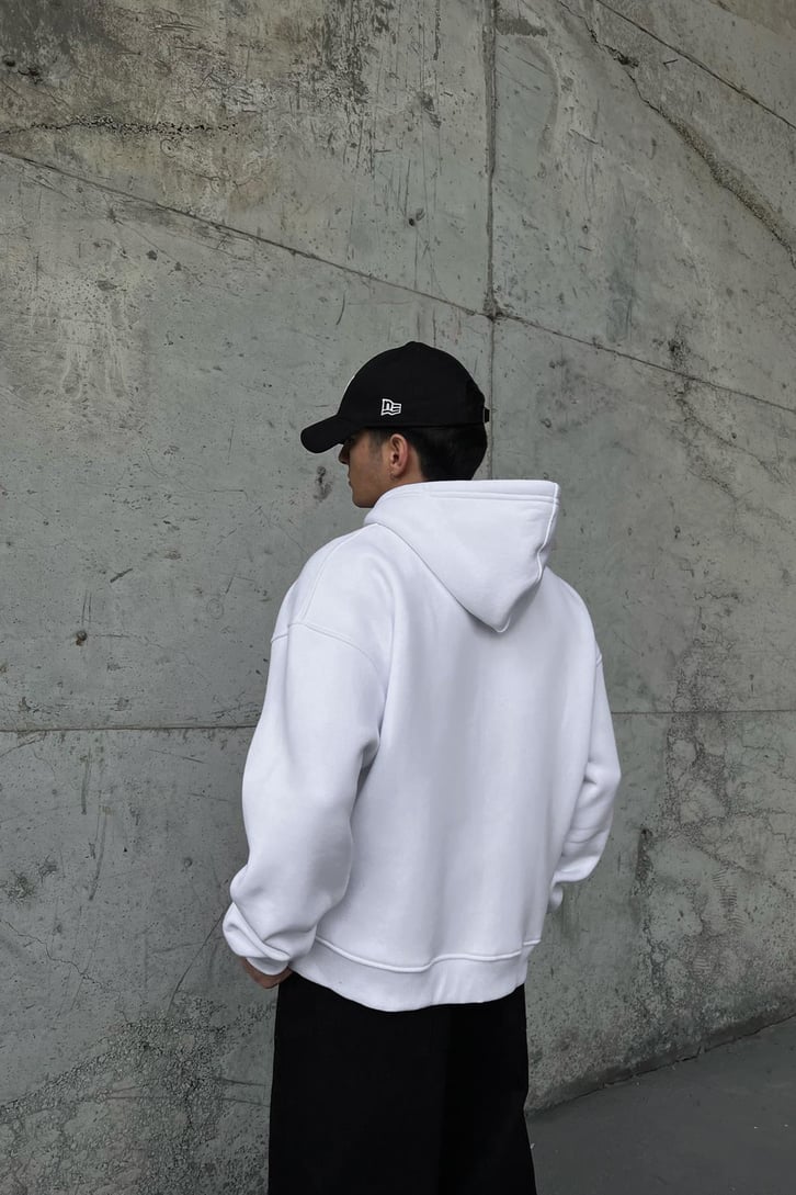 Flaw Atelier Nakışlı Kar Beyaz Oversize Zip Hoodie