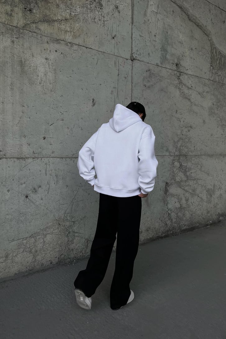 Flaw Atelier Nakışlı Kar Beyaz Oversize Zip Hoodie