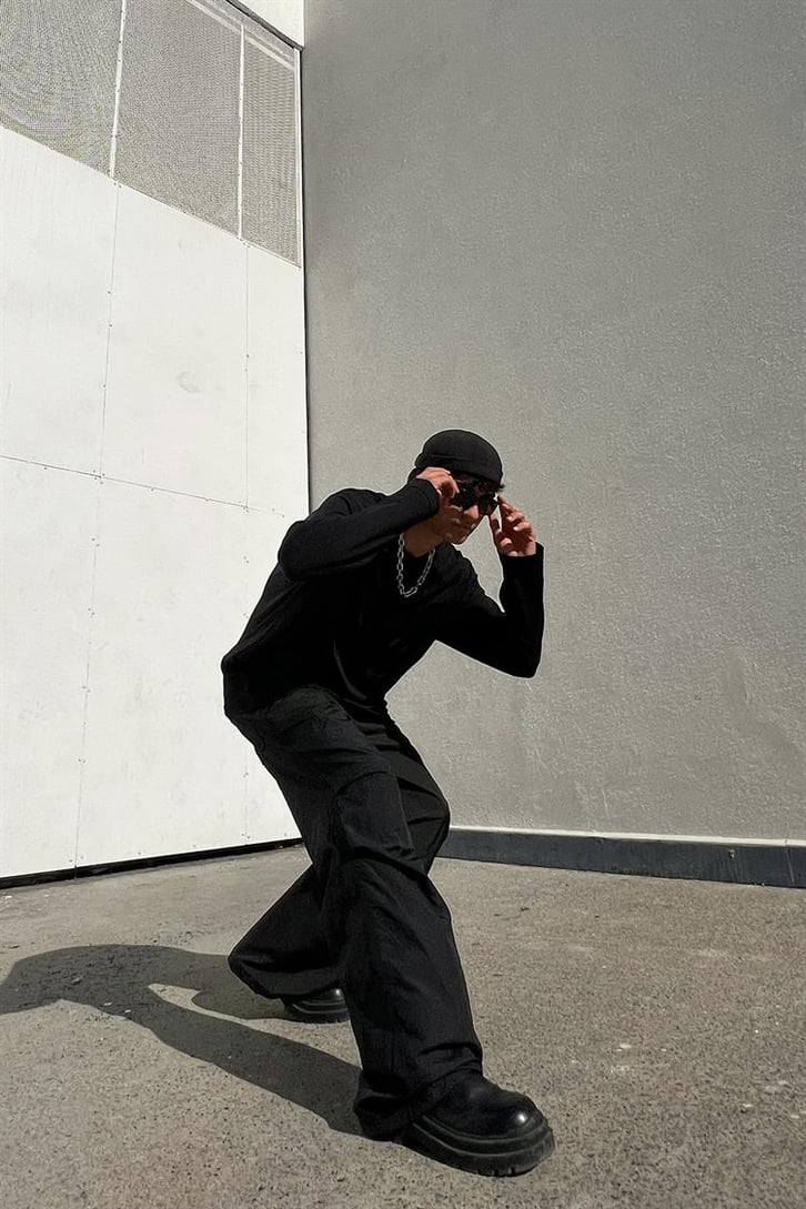 Flaw Atelier Nakışlı Siyah Long Sleeve Tshirt