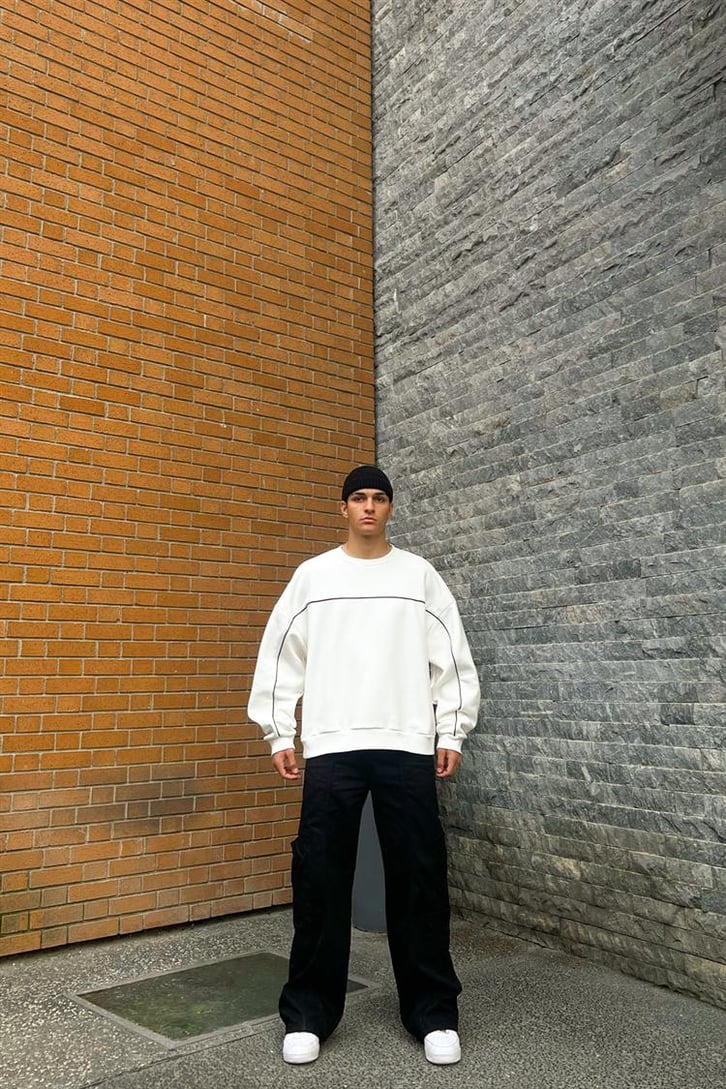 Flaw Atelier Old Skool Kalıp Beyaz İçi Pamuklu Sweatshirt