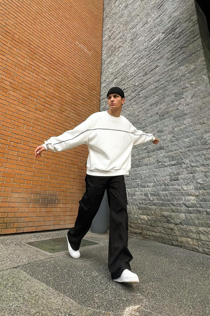Flaw Atelier Old Skool Kalıp Beyaz İçi Pamuklu Sweatshirt