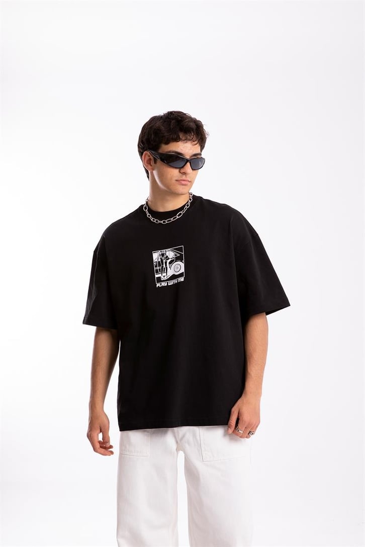 Flaw Atelier Play With Me Printed Siyah Oversize Tshirt