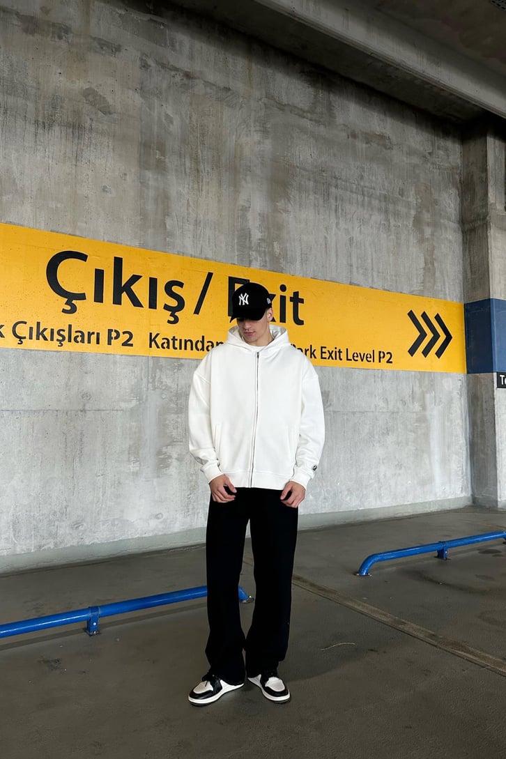 Flaw Atelier Relax Oversize Basic Ekru Zip Hoodie