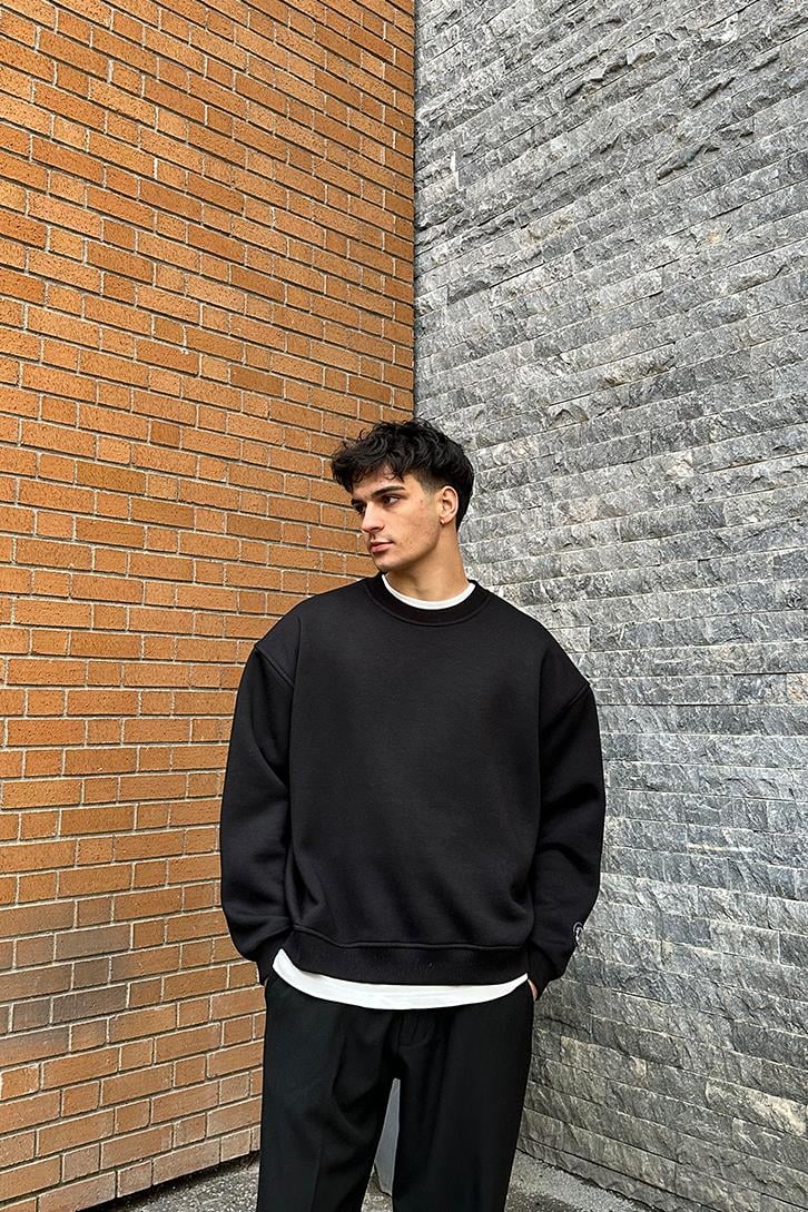 Flaw Atelier Relax Oversize Basic Siyah Sweatshirt