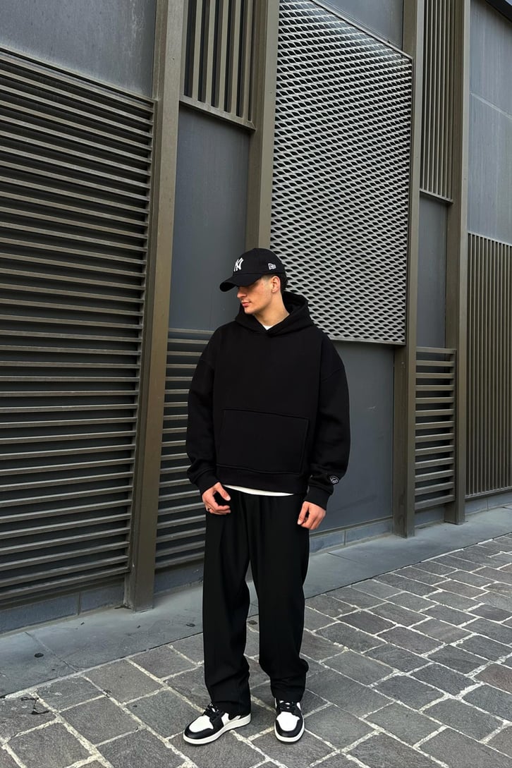 Flaw Atelier Relax Oversize Siyah Basic Hoodie