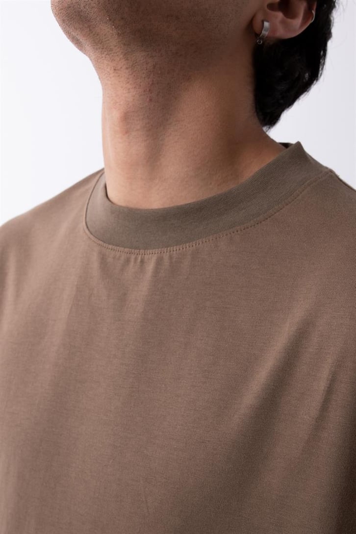 Flaw Atelier Rib Collar Brown Oversize Basic Tee