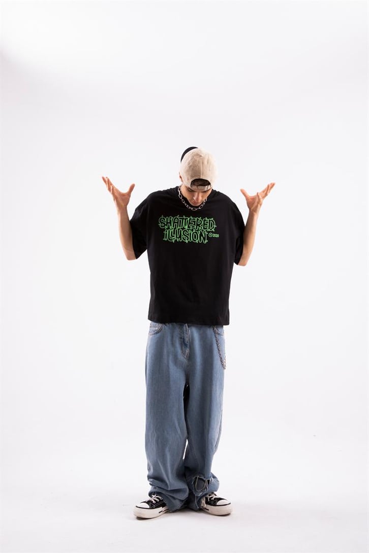 Flaw Atelier Shattered Illusion Prtinted  Oversize Tshirt