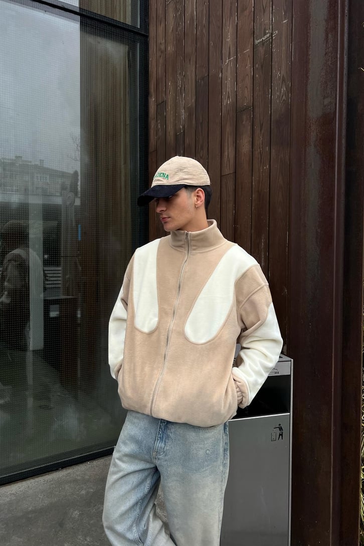Flaw Atelier Sırt Patch Flaw Nakışlı Bej Polar Ceket