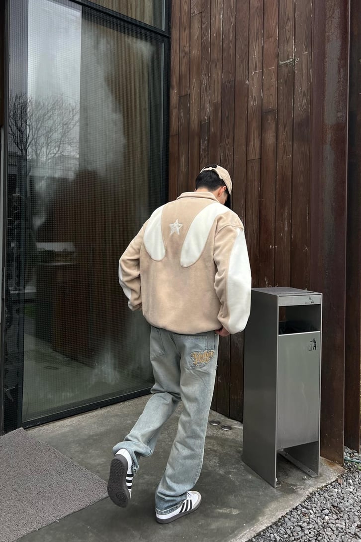Flaw Atelier Sırt Patch Flaw Nakışlı Bej Polar Ceket