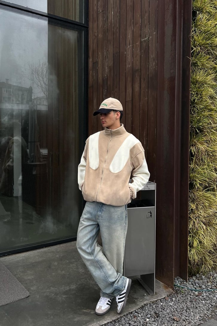 Flaw Atelier Sırt Patch Flaw Nakışlı Bej Polar Ceket