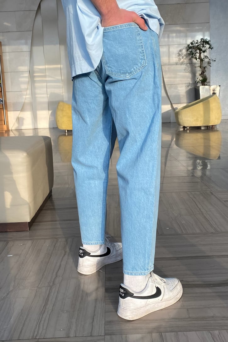 Flaw Atelier Sky Blue Premium Mom Fit Jean