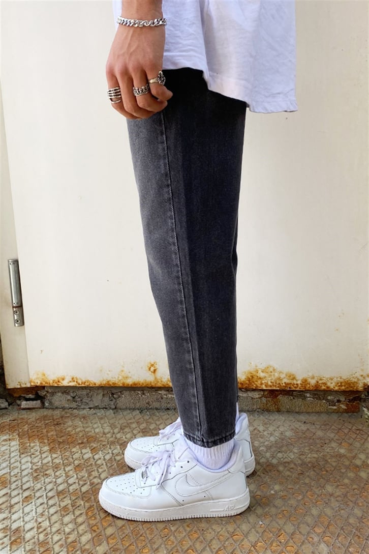 Flaw Atelier Special Edition Anthracite Mom Jean