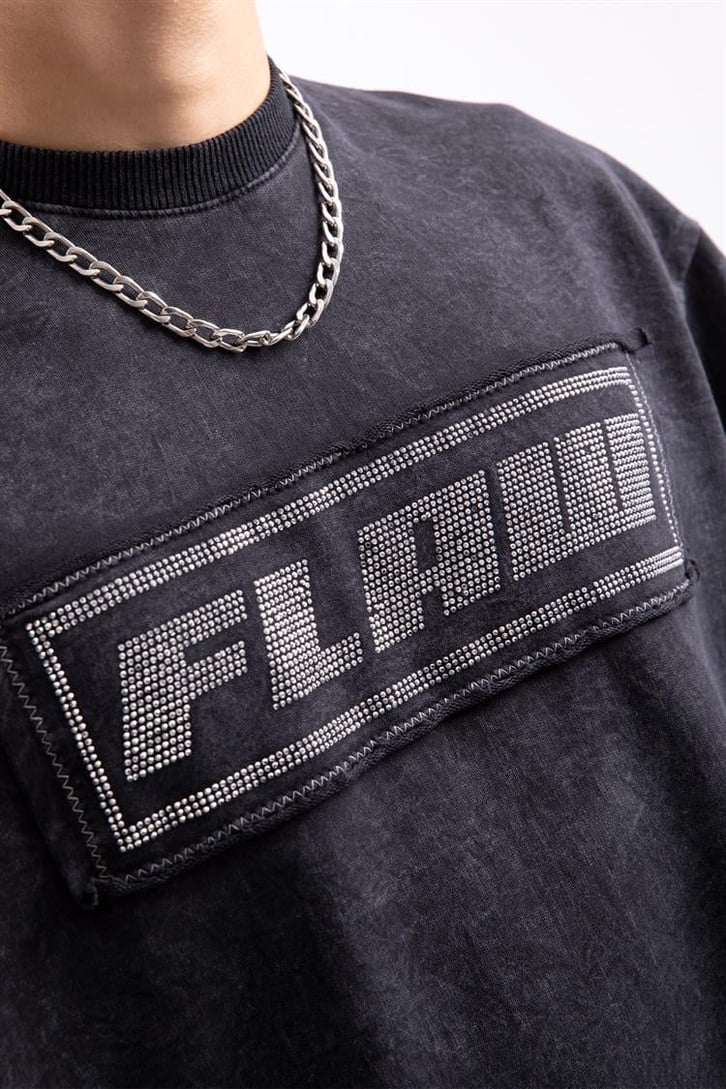 Flaw Atelier Taş İşlemeli Acid Wash Oversize Tshirt