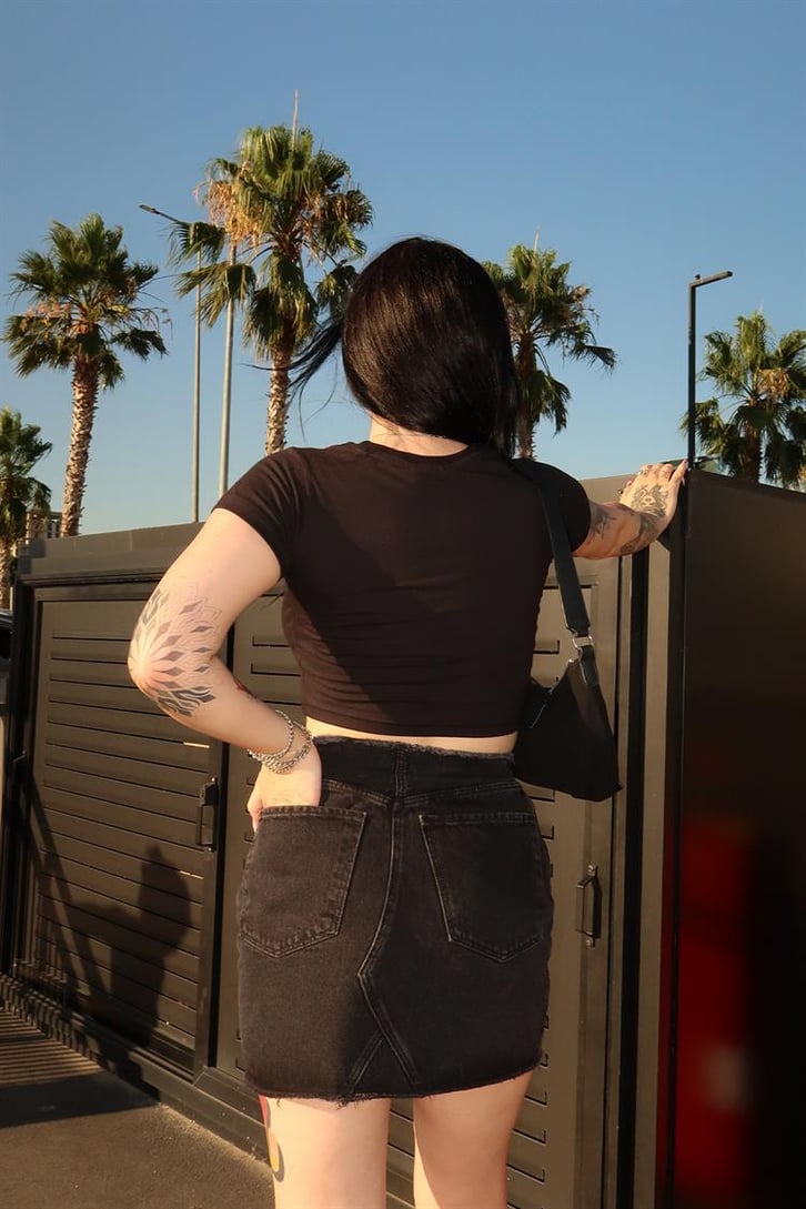 Flaw Atelier Ton Ton Funk Baskılı Siyah Crop