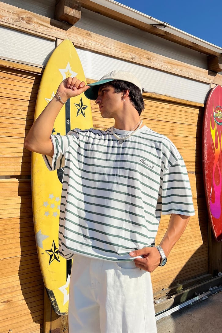 FlawCult Nakışlı Çizgili Oversize Tişört