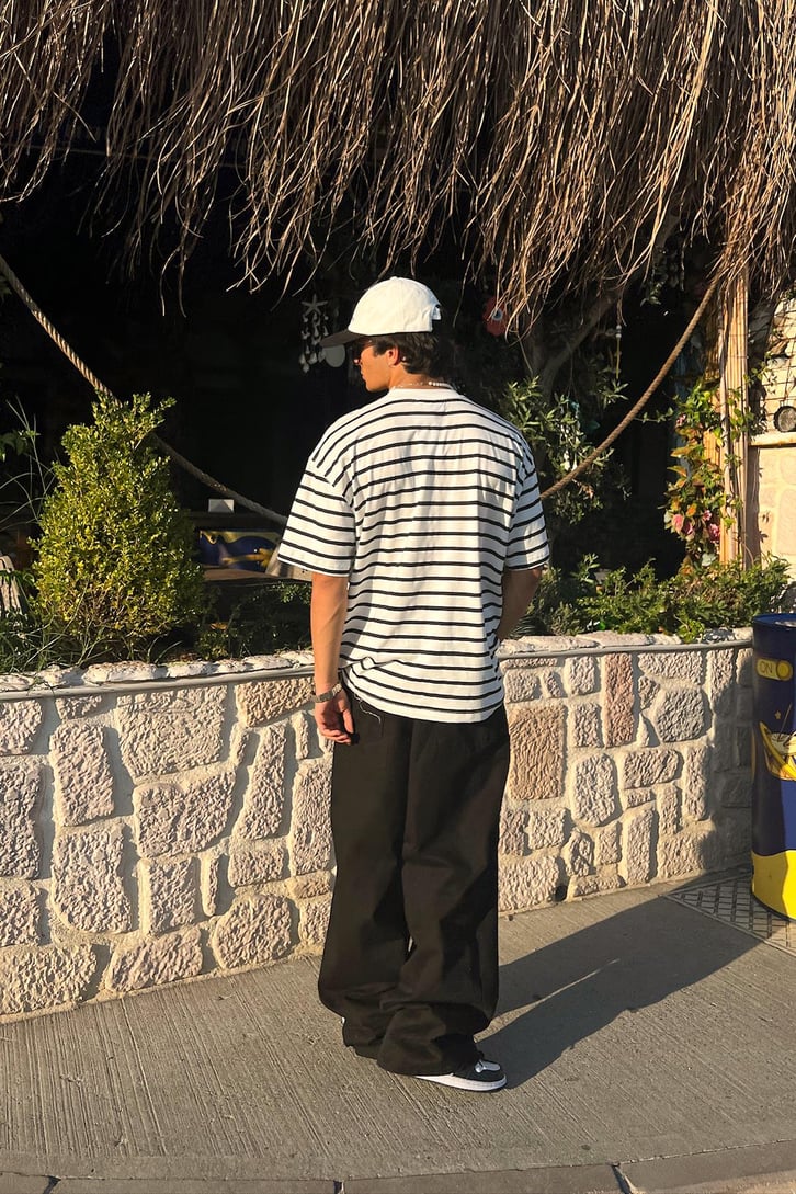 FlawCult Nakışlı Çizgili Oversize Tişört