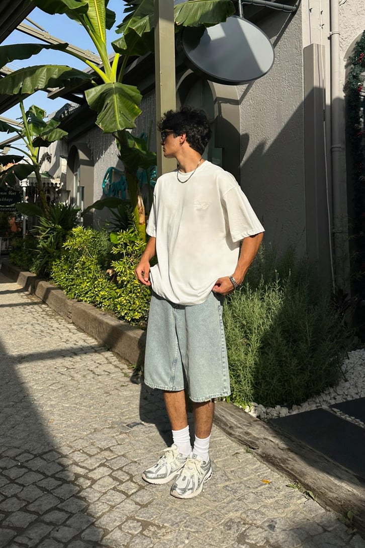 FlawCult Nakışlı Oversize Tişört