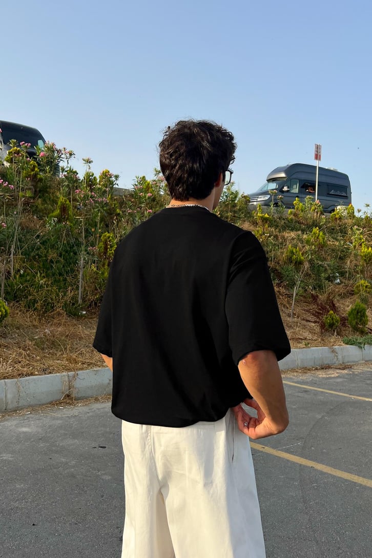 FlawCult Nakışlı Oversize Tişört