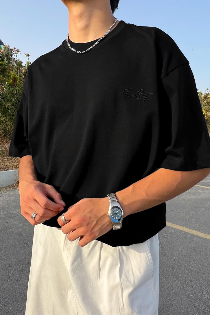 FlawCult Nakışlı Oversize Tişört