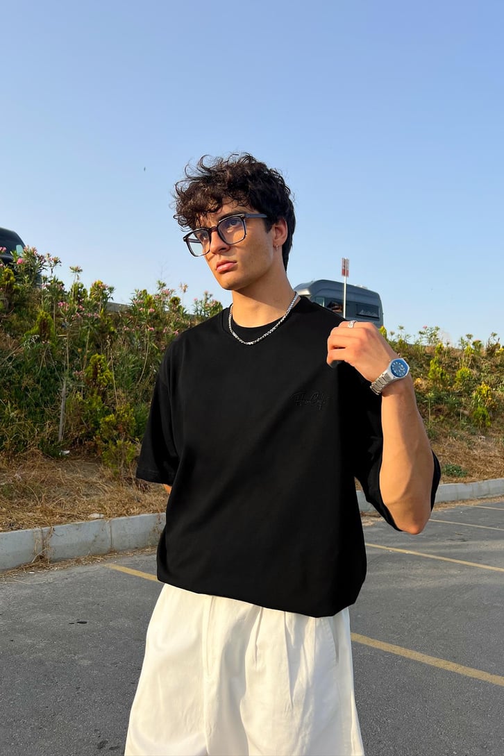 FlawCult Nakışlı Oversize Tişört