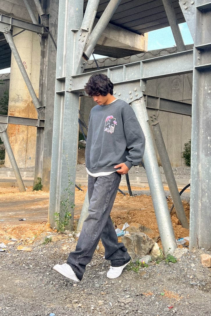 Flower Art Sırt Baskılı Antrasit Oversize Sweatshirt