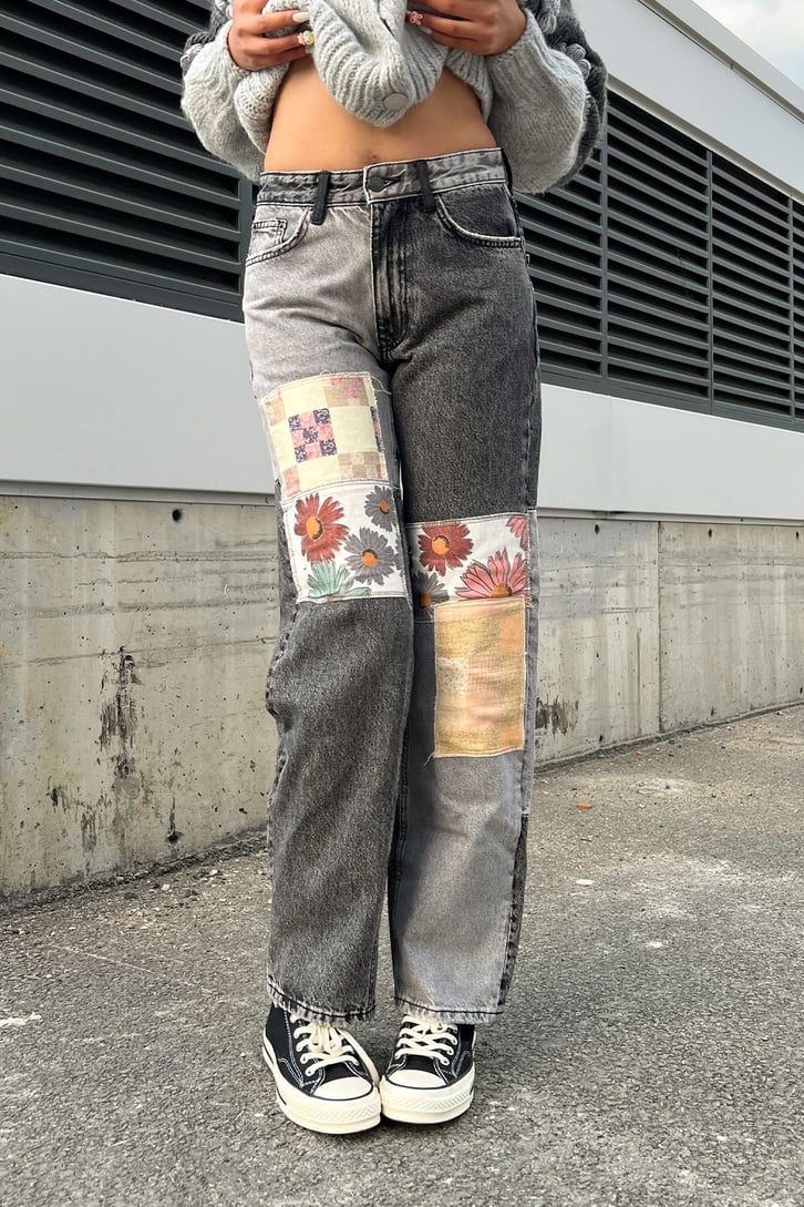 Flower Patch Detay Parçalı Acid Wash Baggy Jean