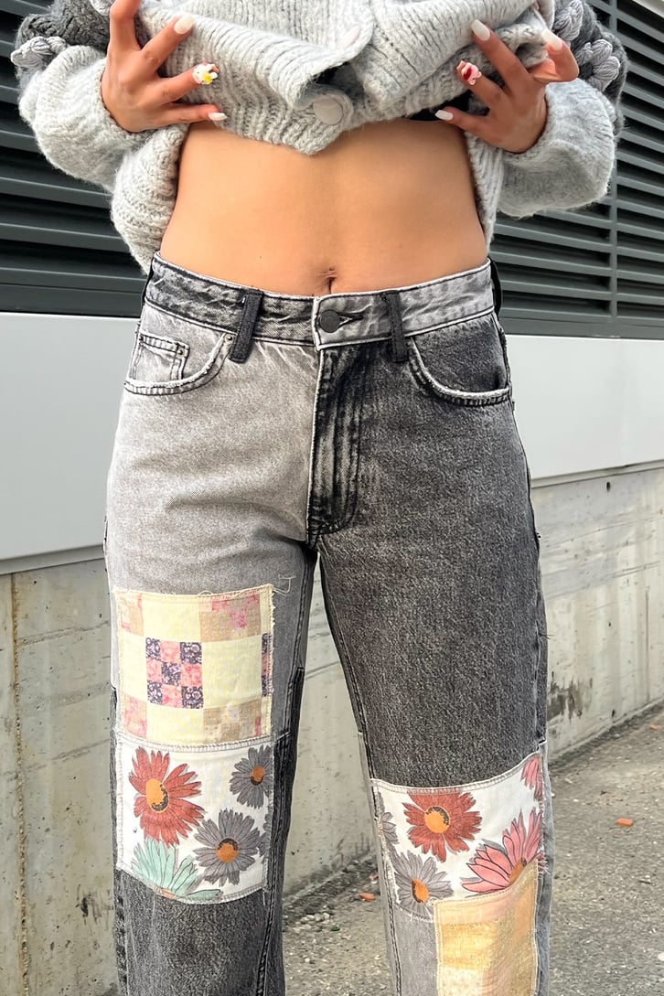 Flower Patch Detay Parçalı Acid Wash Baggy Jean
