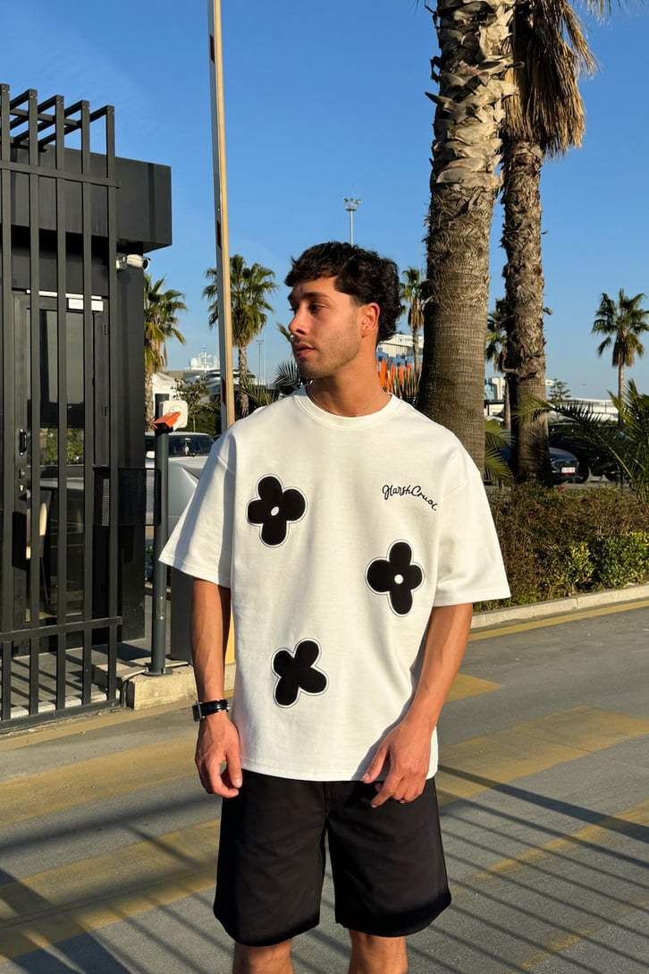 Flowers Nakışlı Oversize Tişört