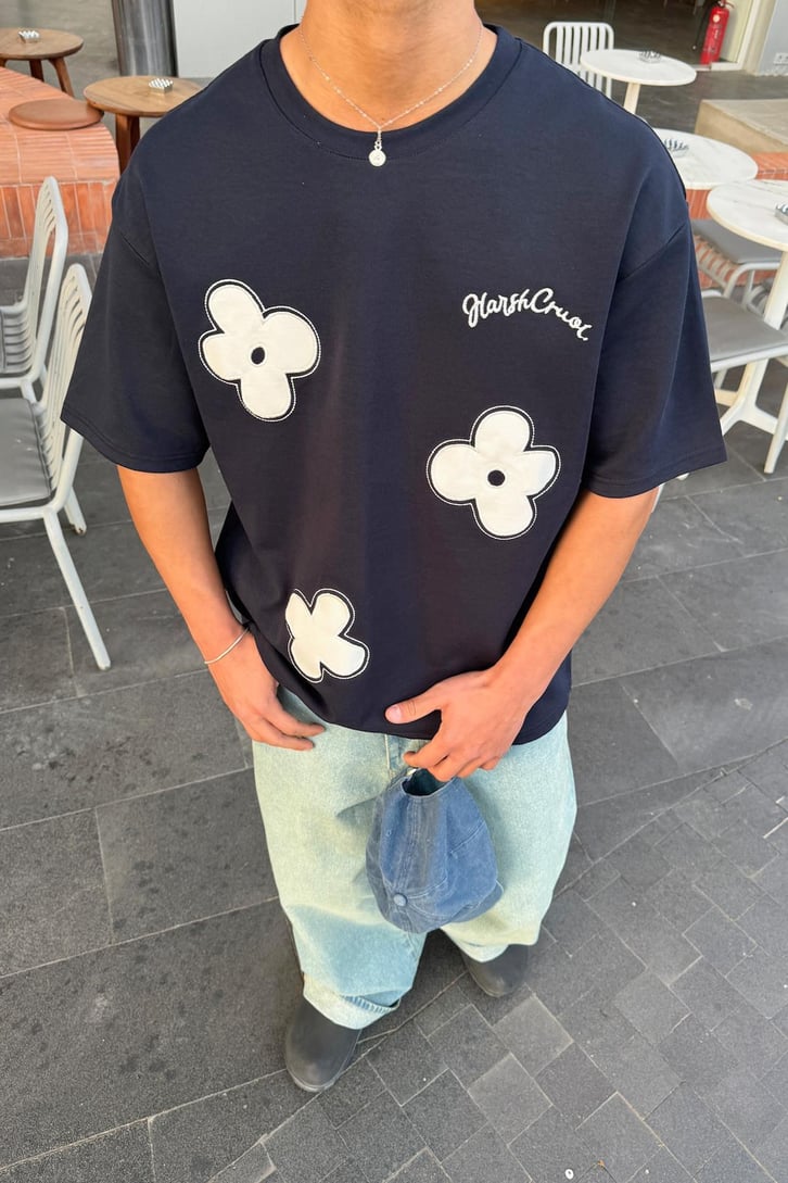 Flowers Nakışlı Oversize Tişört