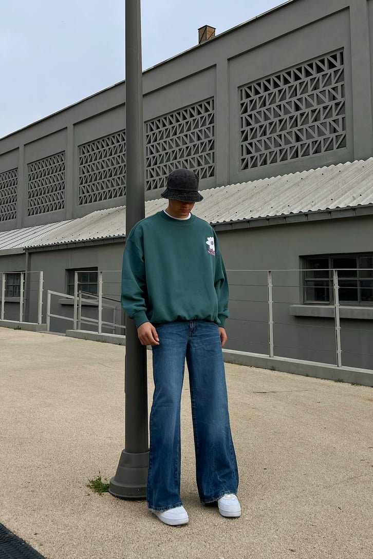 Flowers Sırt Bakılı Yeşil Sweatshirt