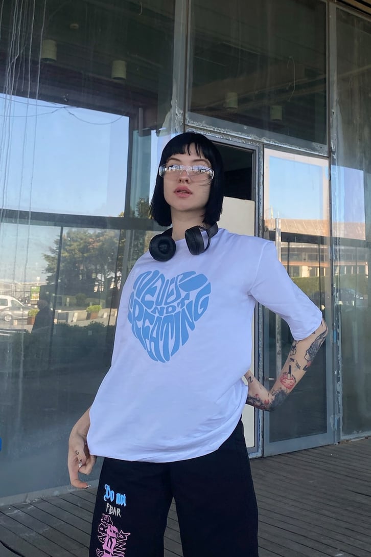 Fluid Font Baskılı Siyah Oversize Tshirt