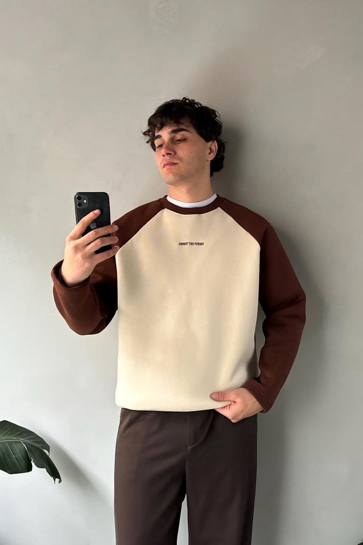 Forget The Future Reglan Kol Sweatshirt