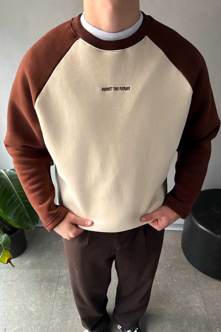 Forget The Future Reglan Kol Sweatshirt