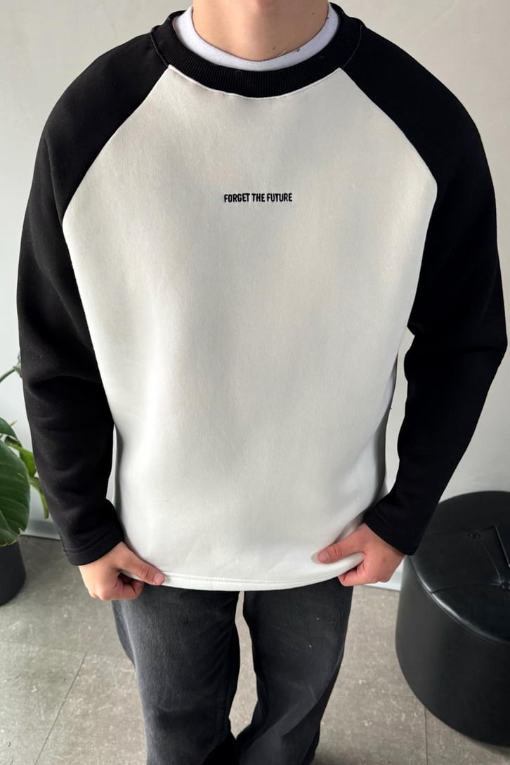 Forget The Future Reglan Kol Sweatshirt