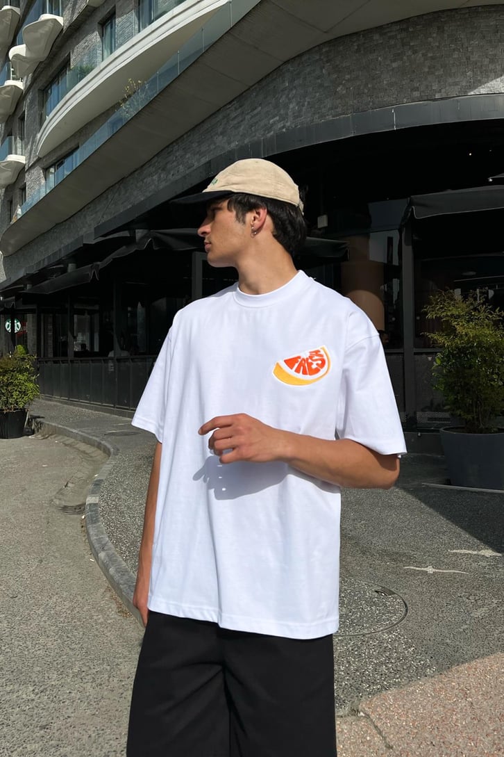 Fresh Nakışlı Beyaz Oversize Tişört