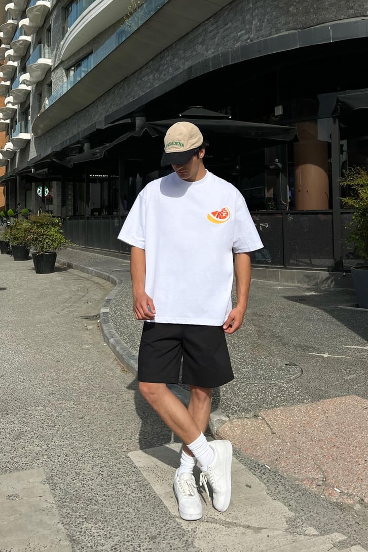 Fresh Nakışlı Beyaz Oversize Tişört