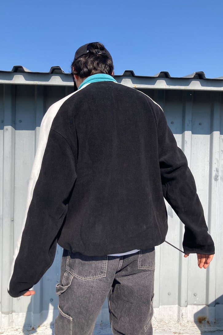 Front Pocket Oversize Black Fleece