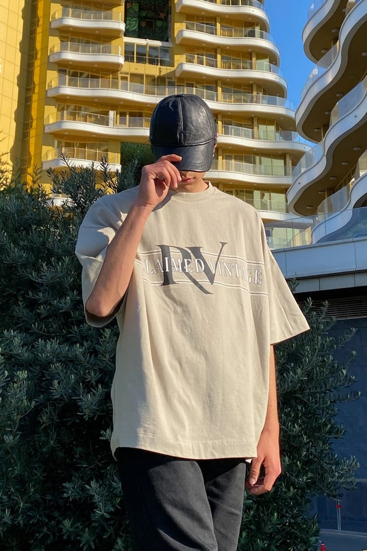 Front Text Logo Baskılı Latte Oversize Tshirt