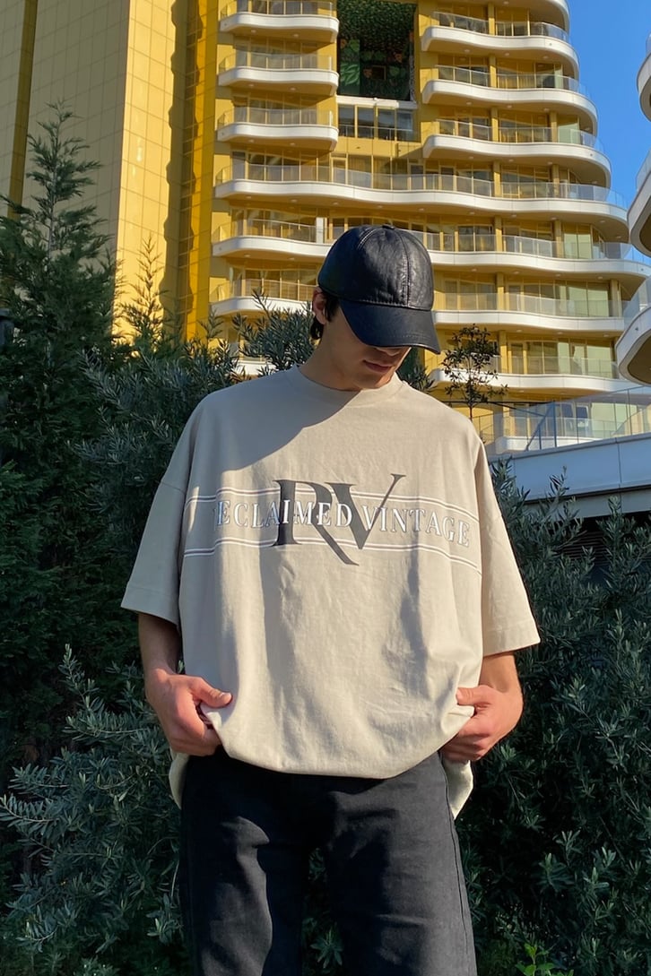 Front Text Logo Baskılı Latte Oversize Tshirt