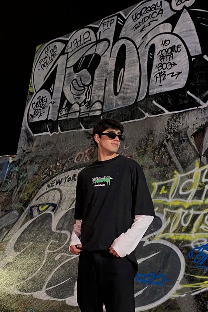 Future Printed Oversize Black Tshirt