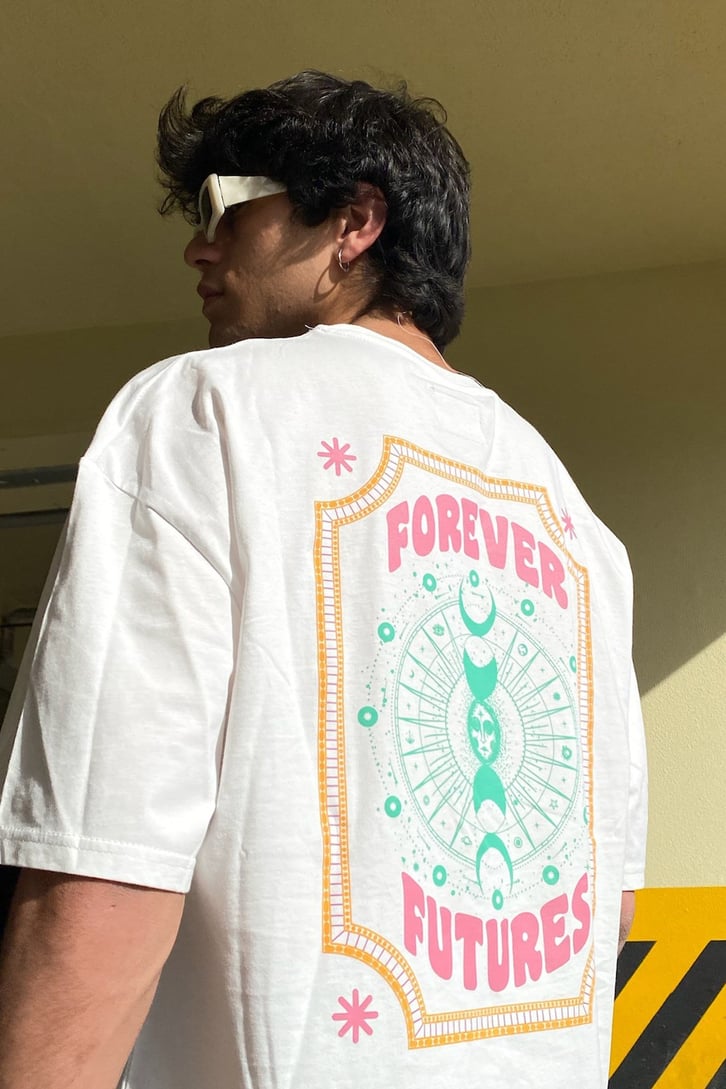 Futures Back Baskılı Ekru Oversize Tshirt