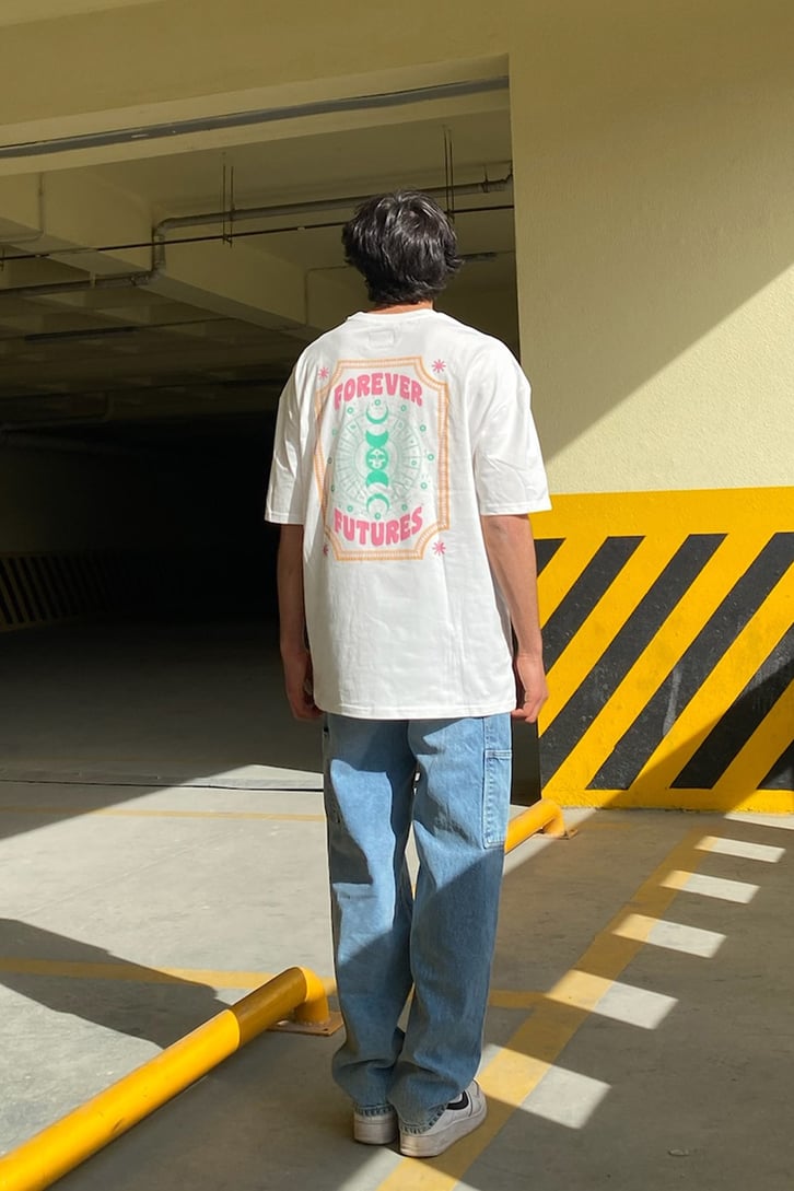Futures Back Baskılı Ekru Oversize Tshirt