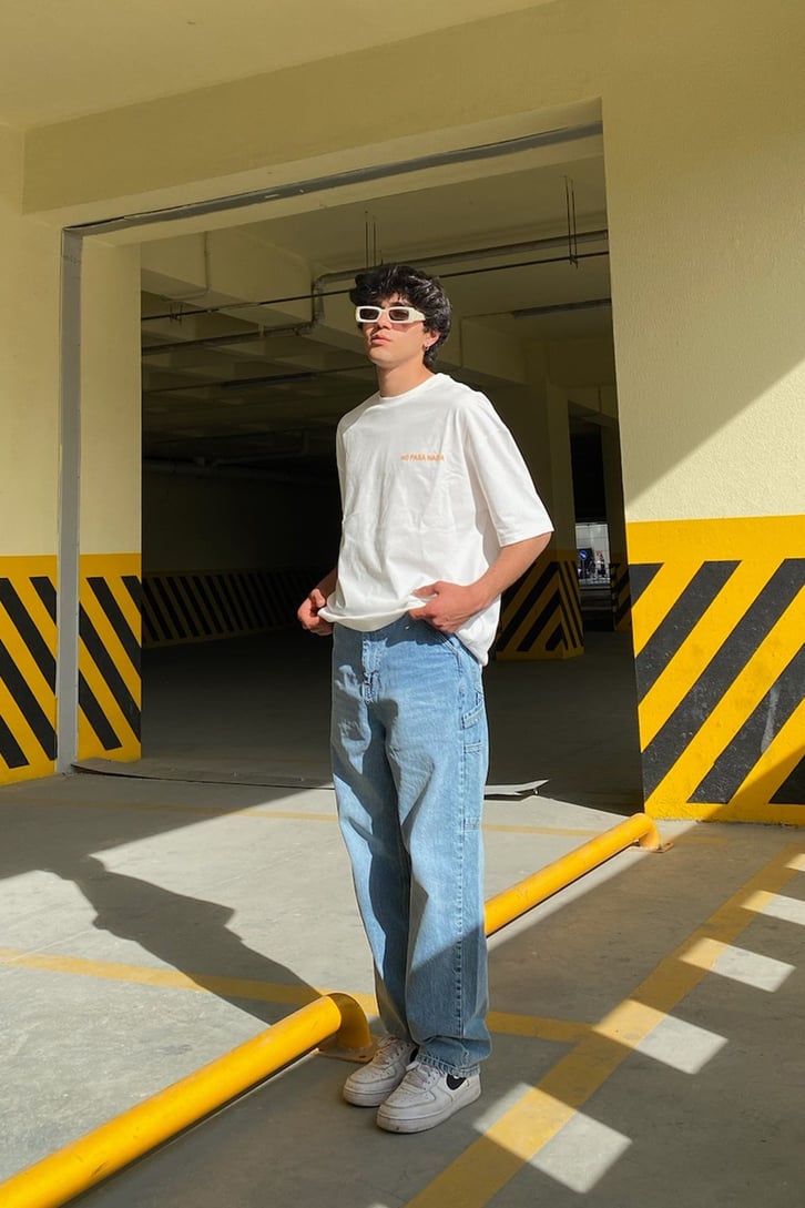 Futures Back Baskılı Ekru Oversize Tshirt