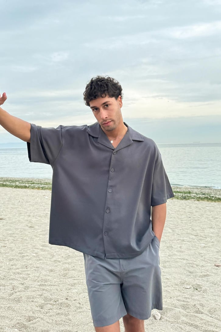 Gabardin Kumaş Oversize Kısa Kol Gömlek