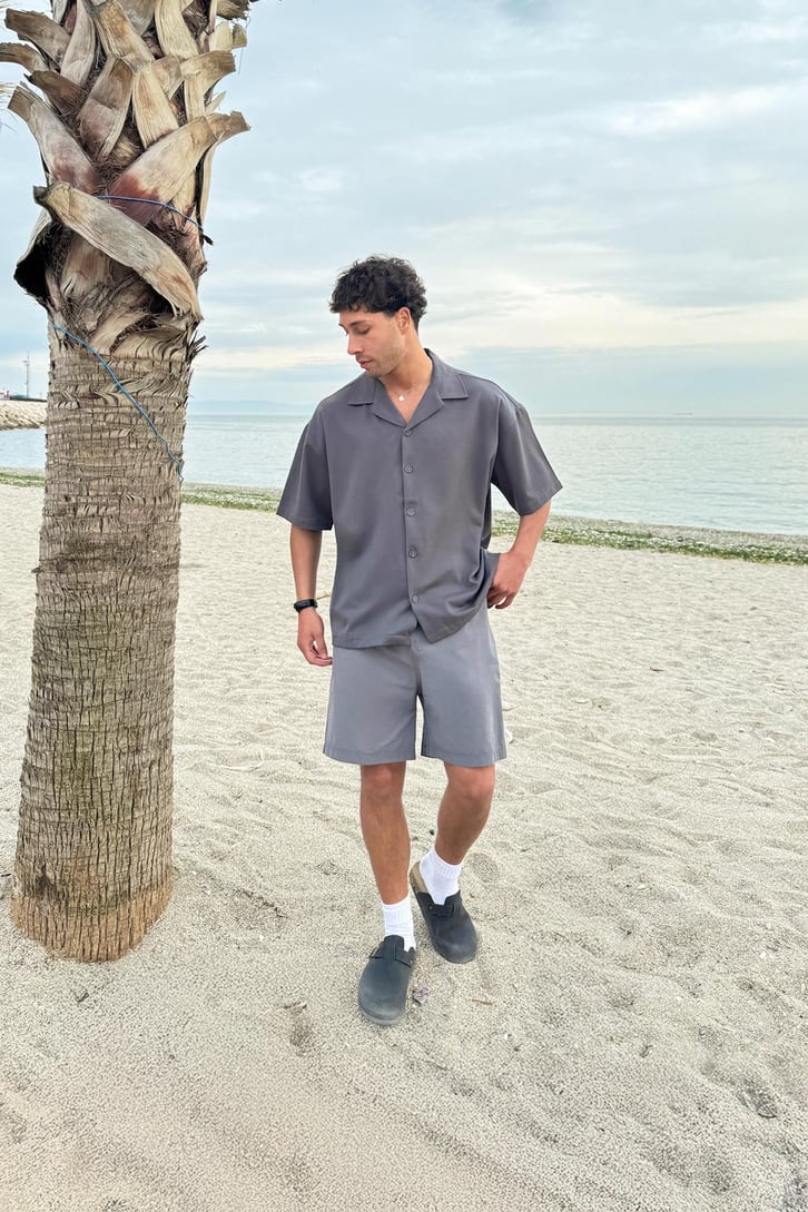 Gabardin Kumaş Oversize Kısa Kol Gömlek