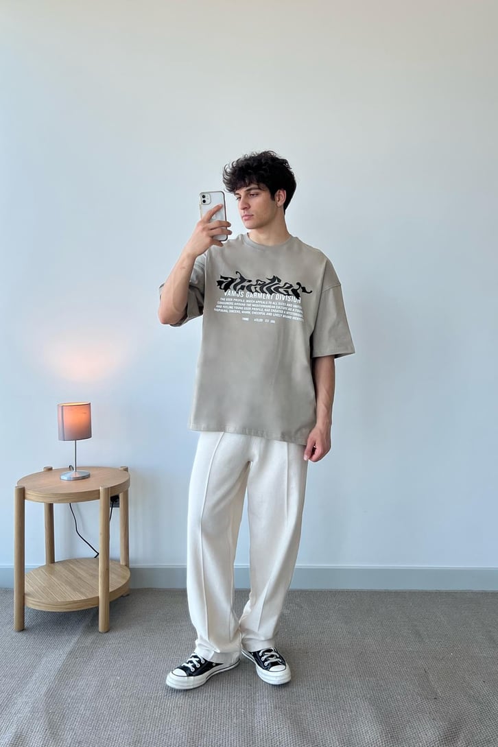 Garment Baskılı Bej Oversize Tişört