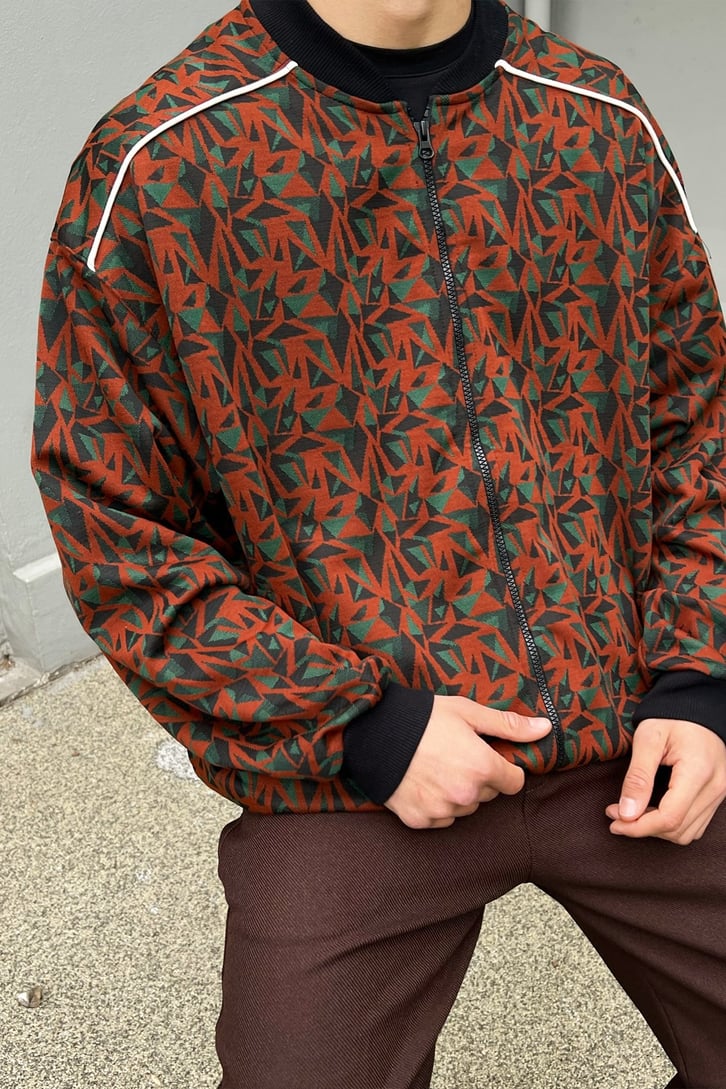 Geometric Pattern Zipper Ceket