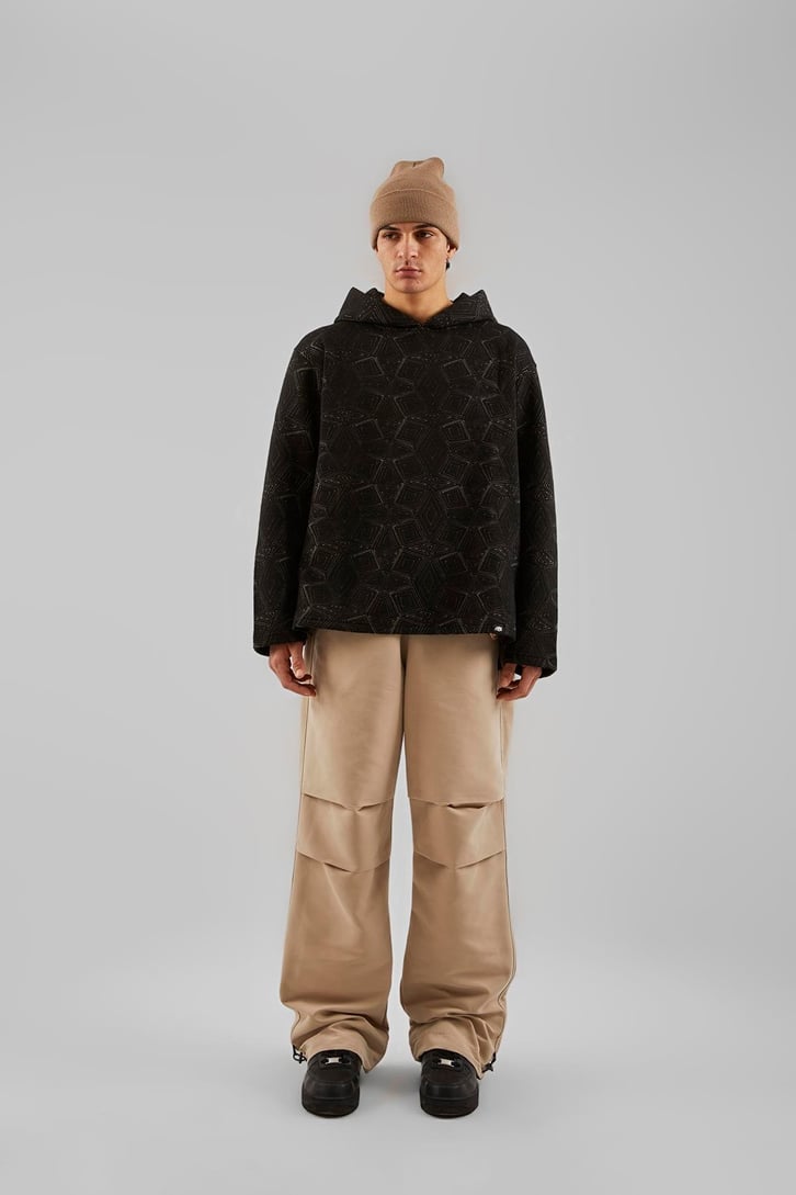 Geometrik Desenli Siyah Oversize Hoodie